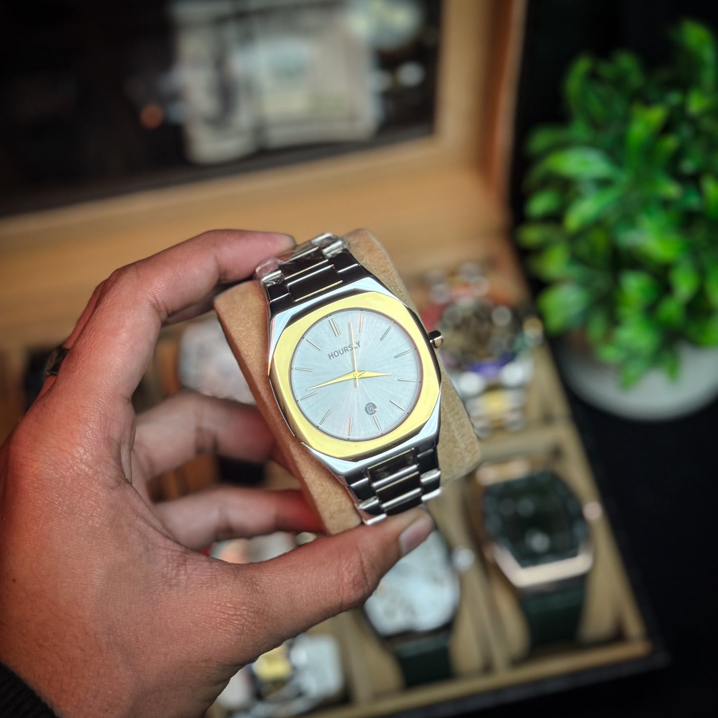 Hoursly Stainless Steel - Aura Style